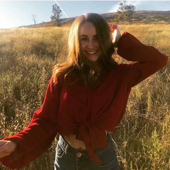 Meet your Posher, Jessica - Picture 1 of 1